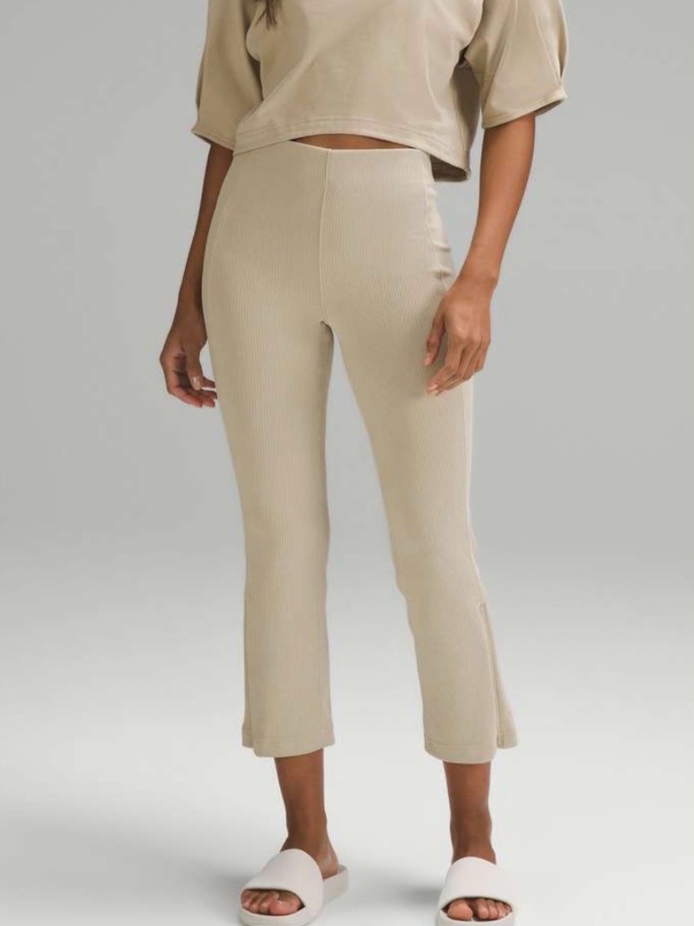 Lululemon Ribbed Softstreme Zip-Leg High-Rise Cropped Pant 25” Bone Size 0